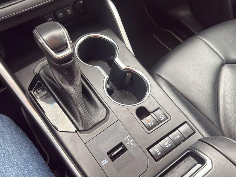 Toyota Highlander Highlander 2.5H AWD-i E-CVT Trend IVA ESPOSTA COMPRESA