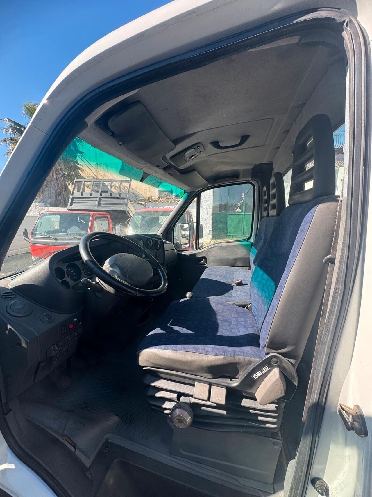 IVECO DAILY 35C14 RIBALTABILE TRILATERALE ANNO 2005