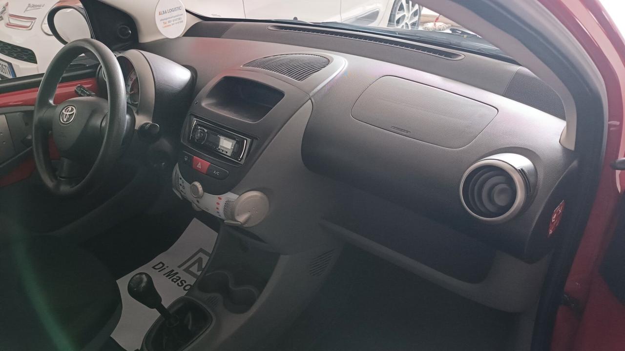 Toyota Aygo 1.0 12V VVT-i 3 porte Sol