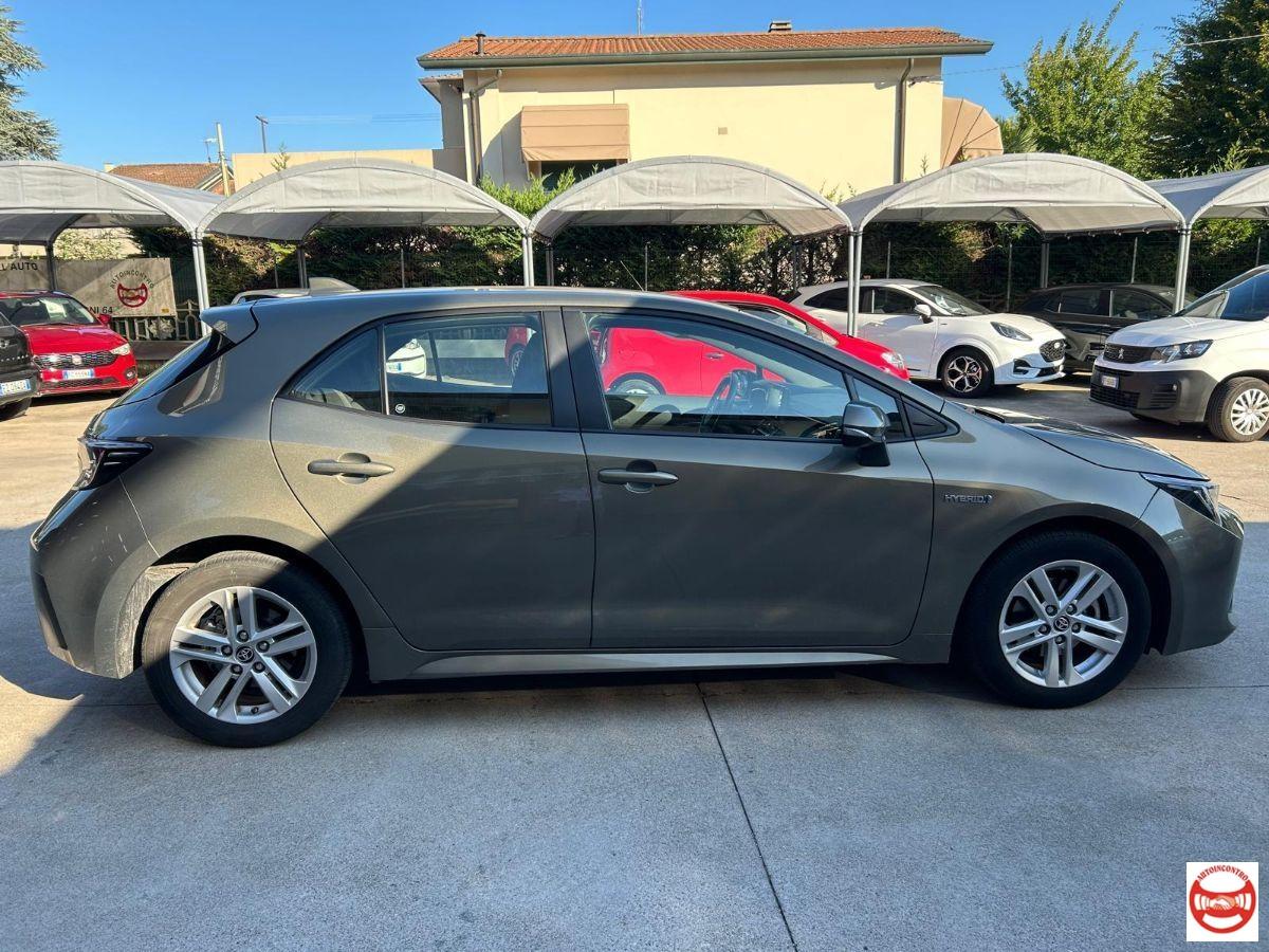 TOYOTA - Corolla 1.8h Style cvt
