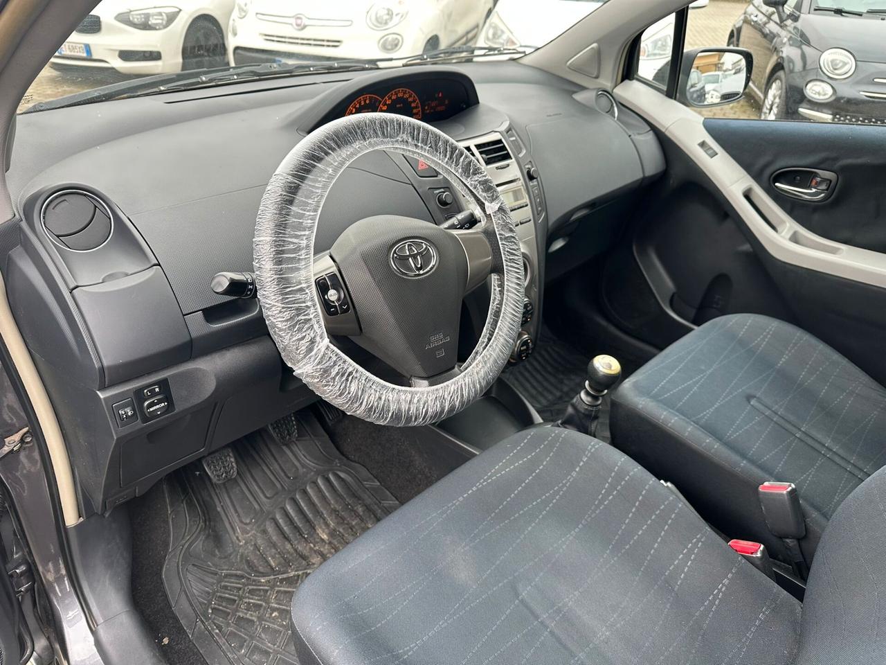 Toyota Yaris 1.3 3 porte Sol