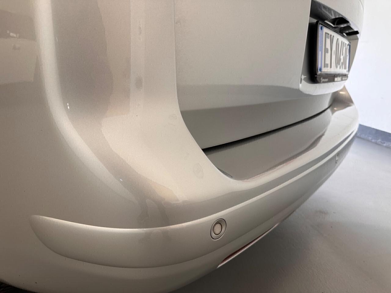 PUGEOT 5008 1.6 HDI 7 POSTI