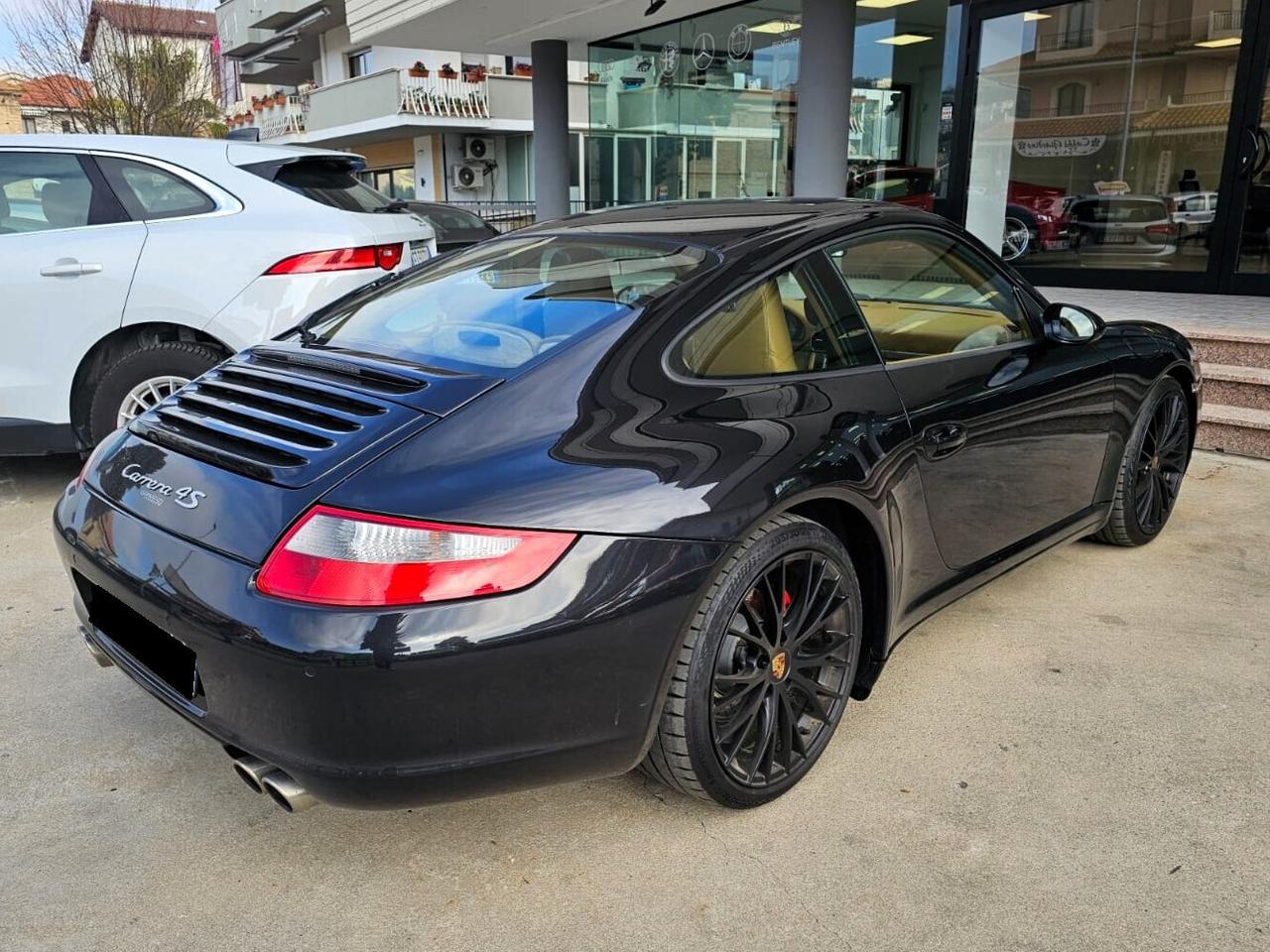 Porsche 911 Carrera 4S Coupé
