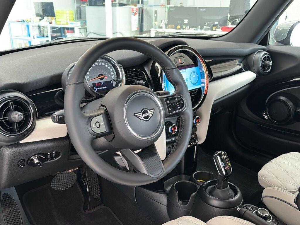 Mini Cooper Cabrio 1.5 Cooper Auto