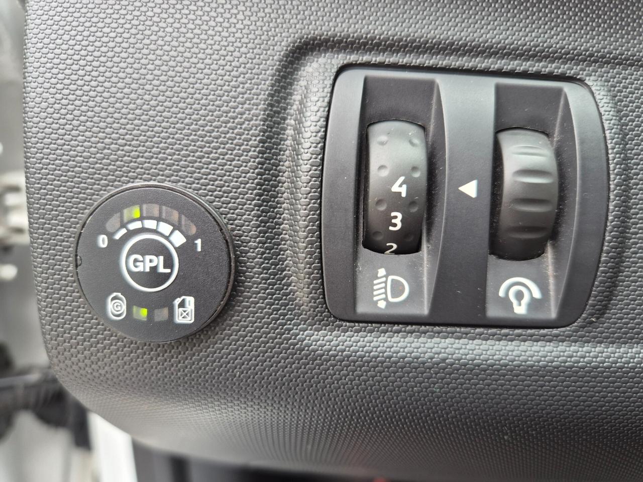 Renault Clio 1.2 75CV GPL 5 porte Live