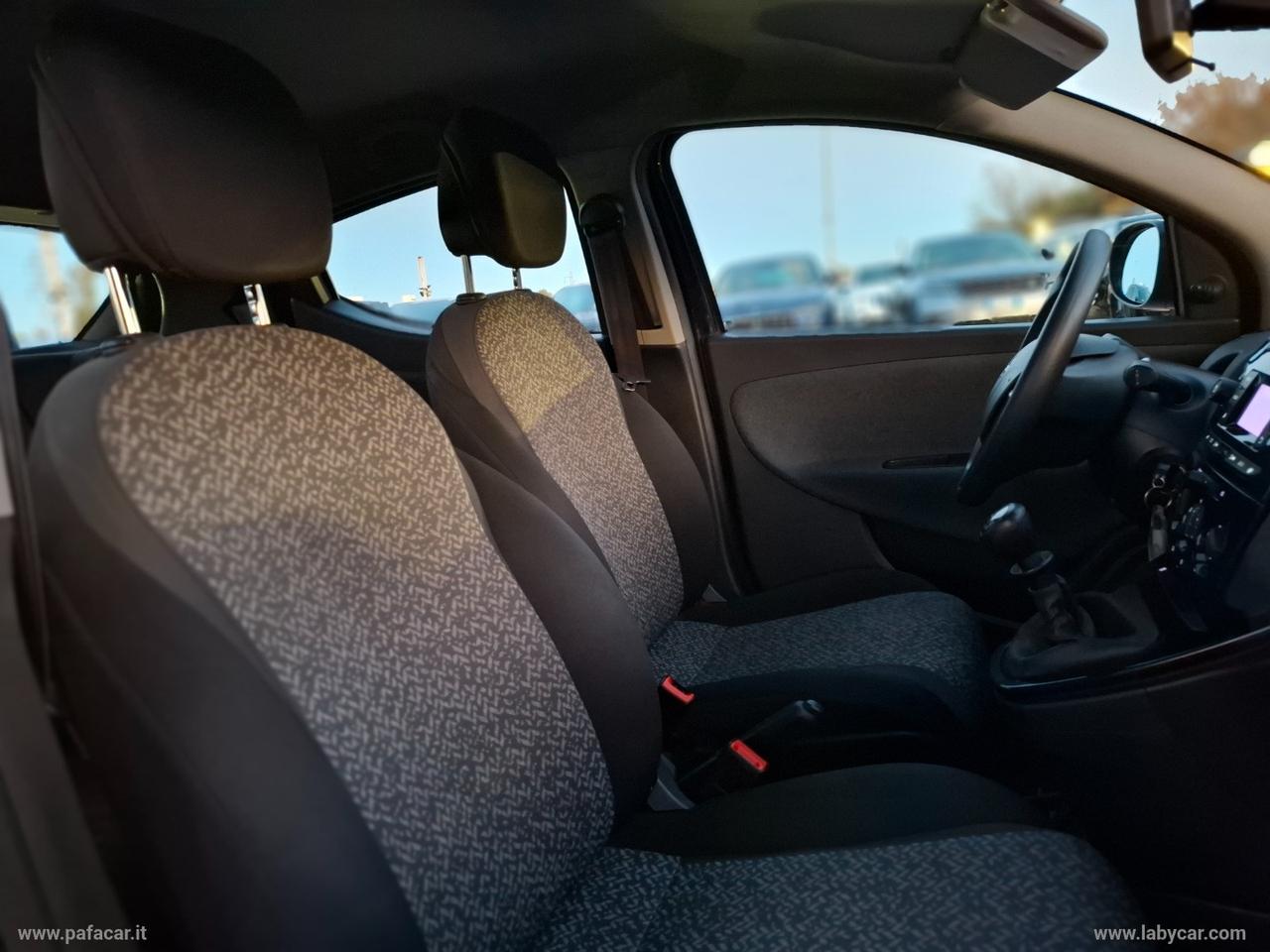 LANCIA Ypsilon 1.0 FireFly 5p.S&S Hybrid Silver