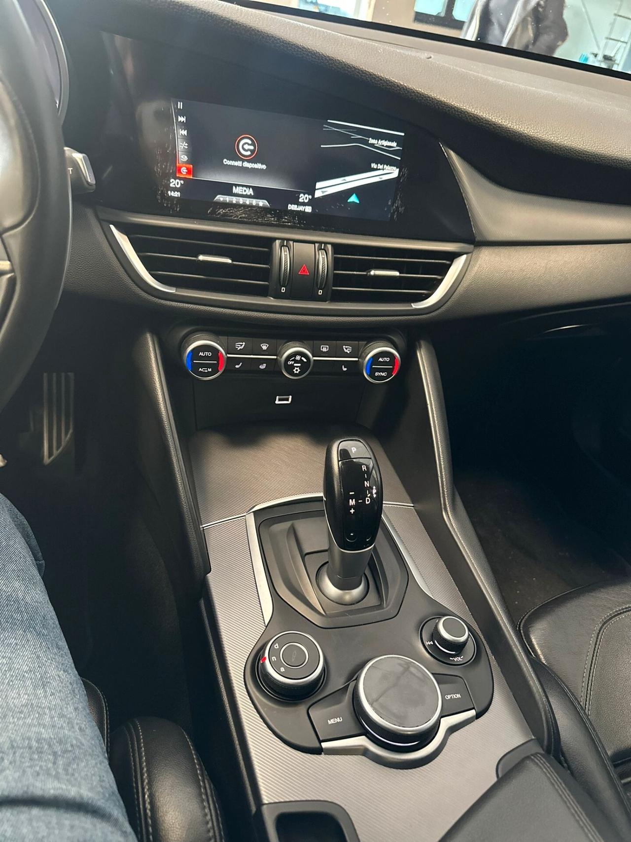 Alfa Romeo Giulia 2.2 Turbodiesel 210 CV AT8 AWD Q4 Veloce