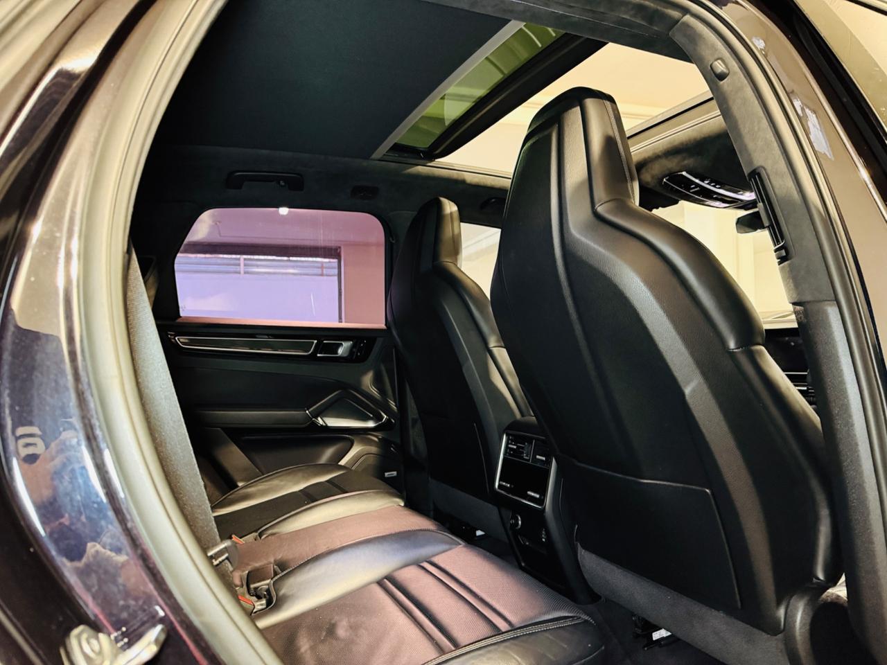 Porsche Cayenne Coupe 4.0 Turbo
