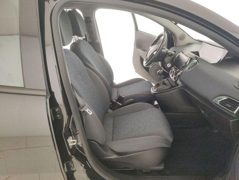 Lancia Ypsilon 1.0 firefly hybrid Gold Plus s&s 70cv 5p.ti