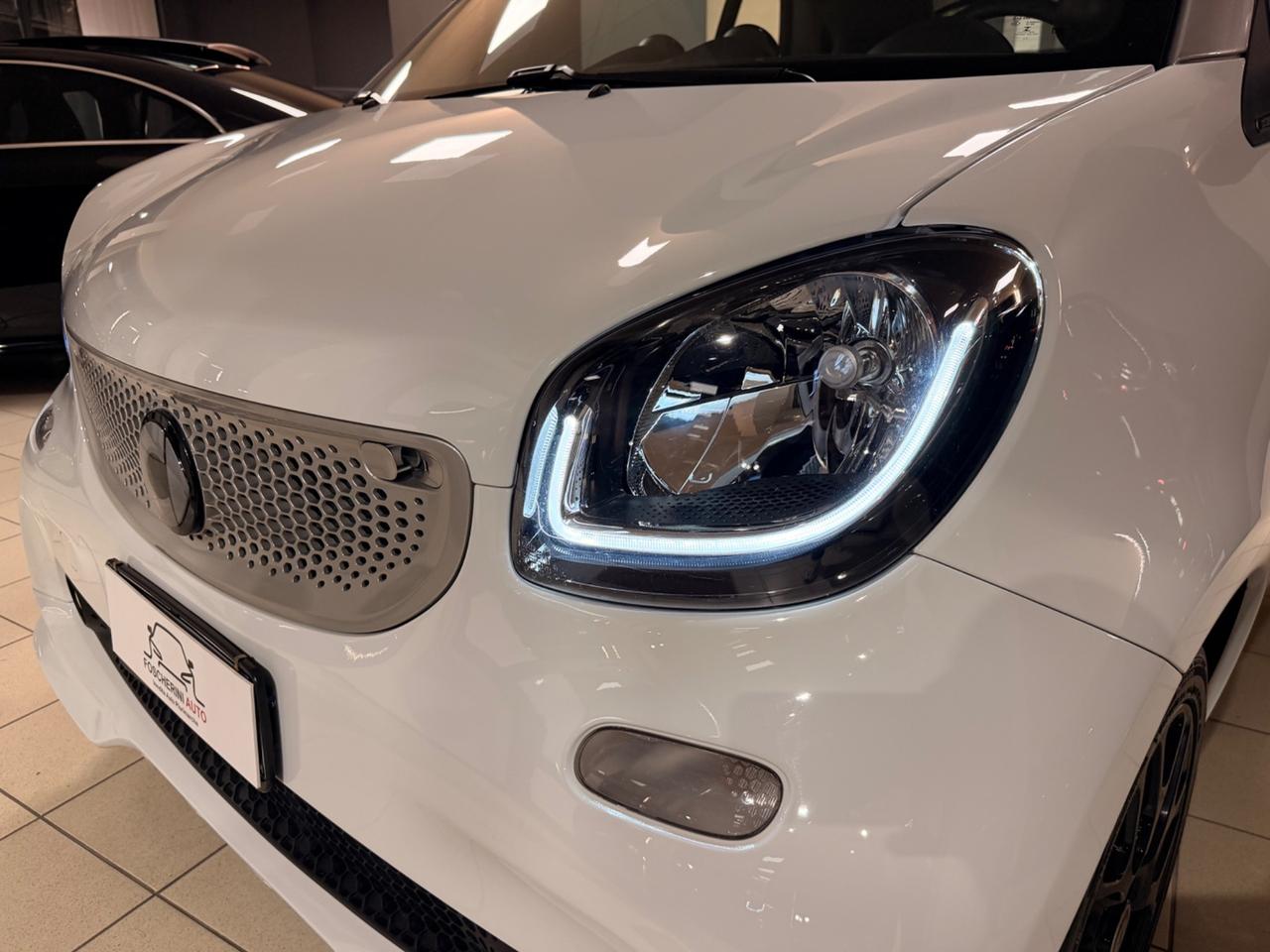 Smart ForTwo BRABUS 0.9 Turbo twinamic