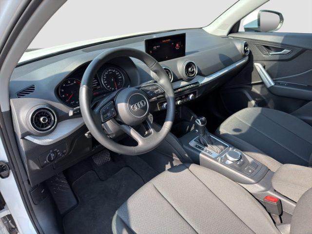 AUDI Q2 Q2 35 TFSI S tronic Business