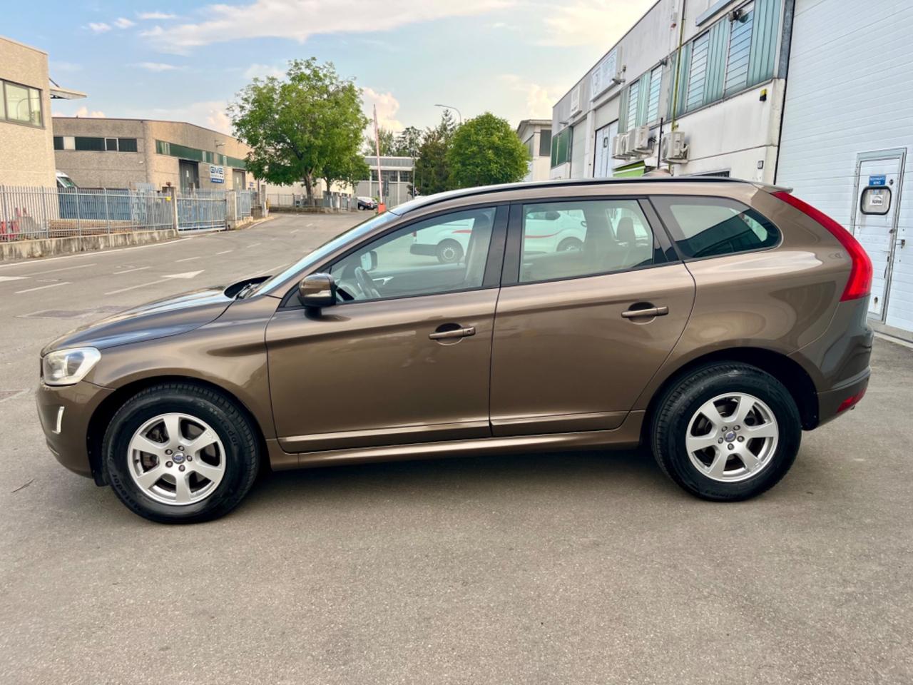 Volvo XC60 2.0d 2014 147.000km autocarro N1 perfetta