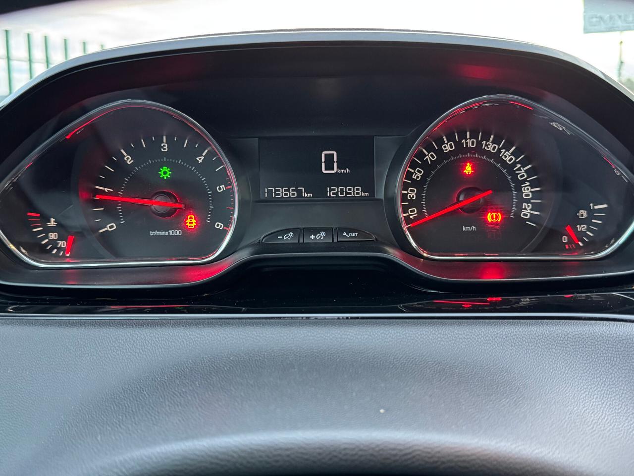 Peugeot 208 1.4 HDi 68 CV 5 porte Active