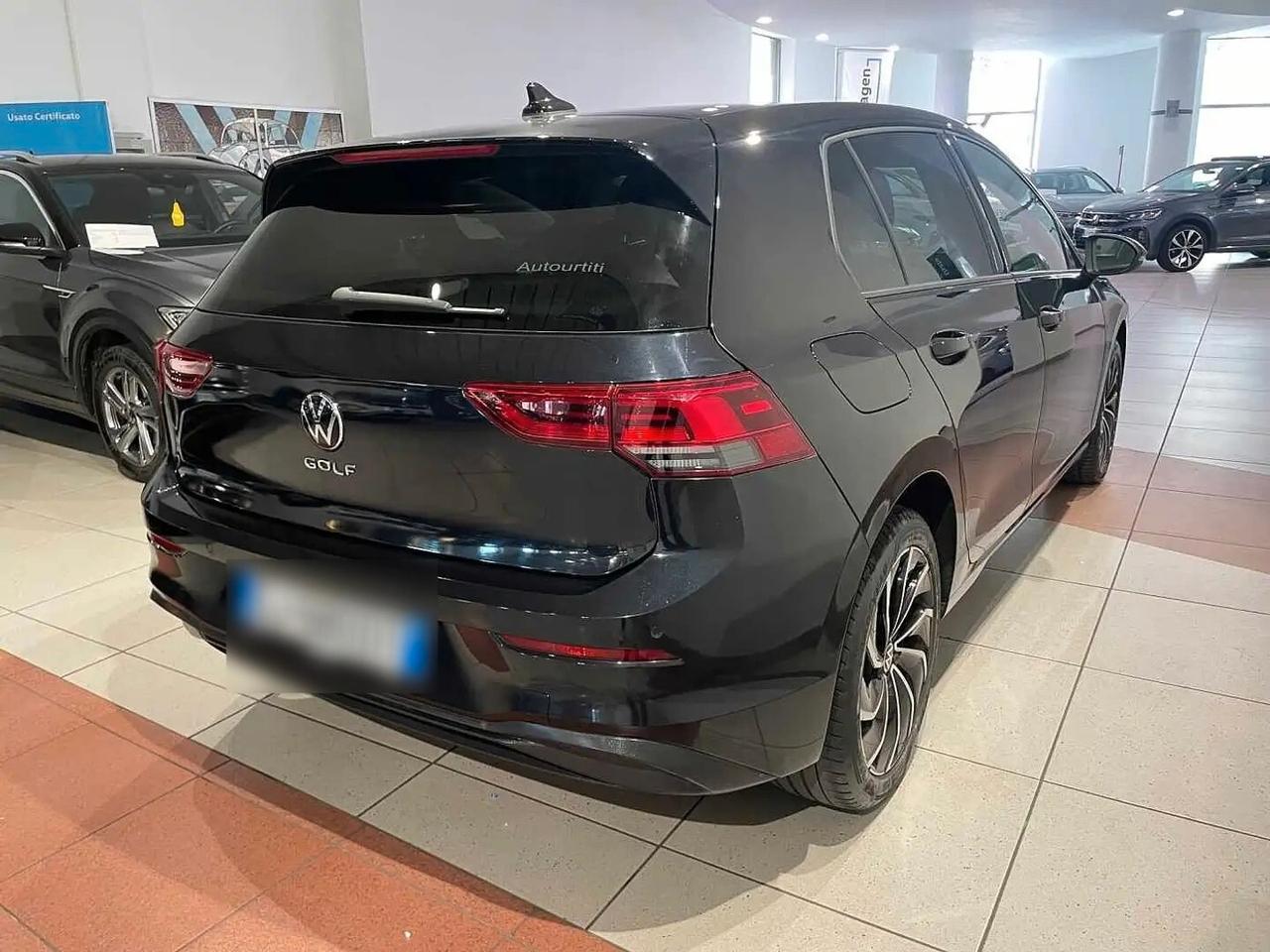 Volkswagen Golf 8 1.0 TSI Evo Life