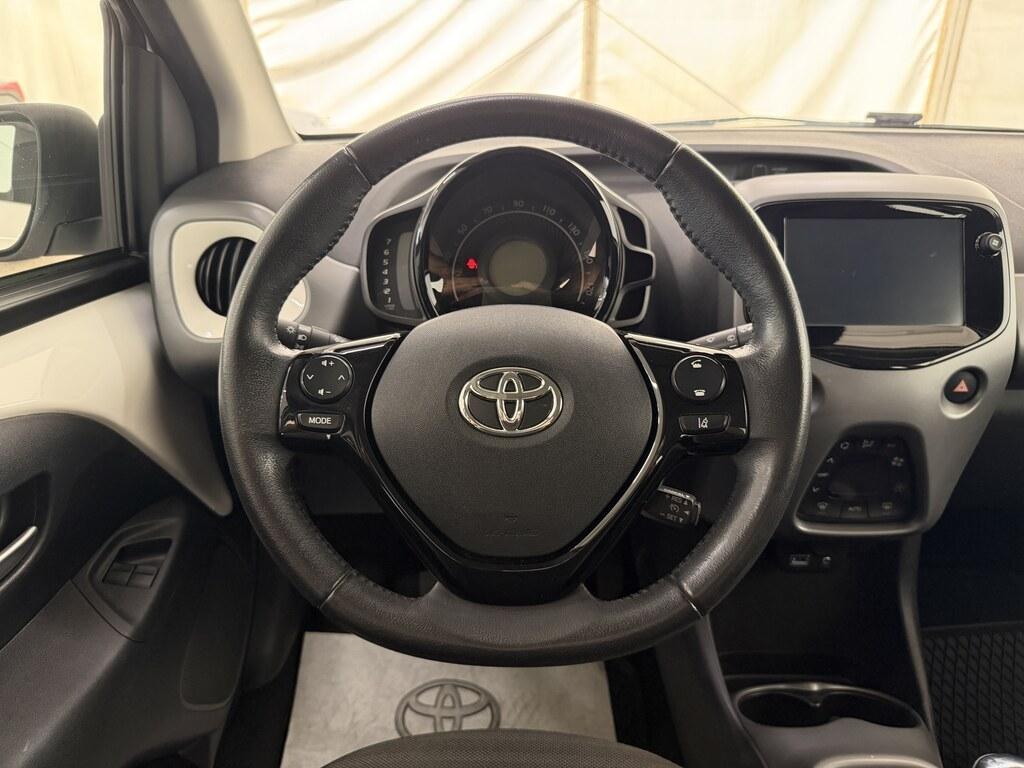 Toyota Aygo 5 Porte 1.0 VVT-i x-play