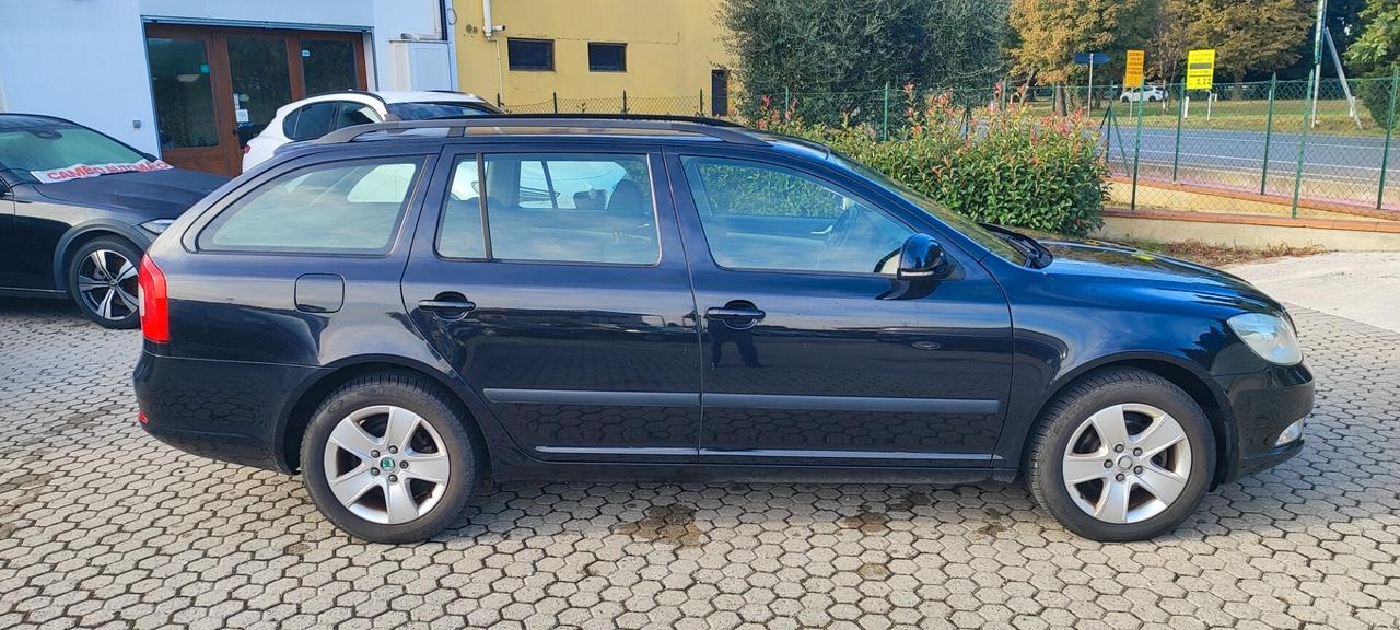 Skoda Octavia 1.6 TDI CR 105 CV Wagon Elegance