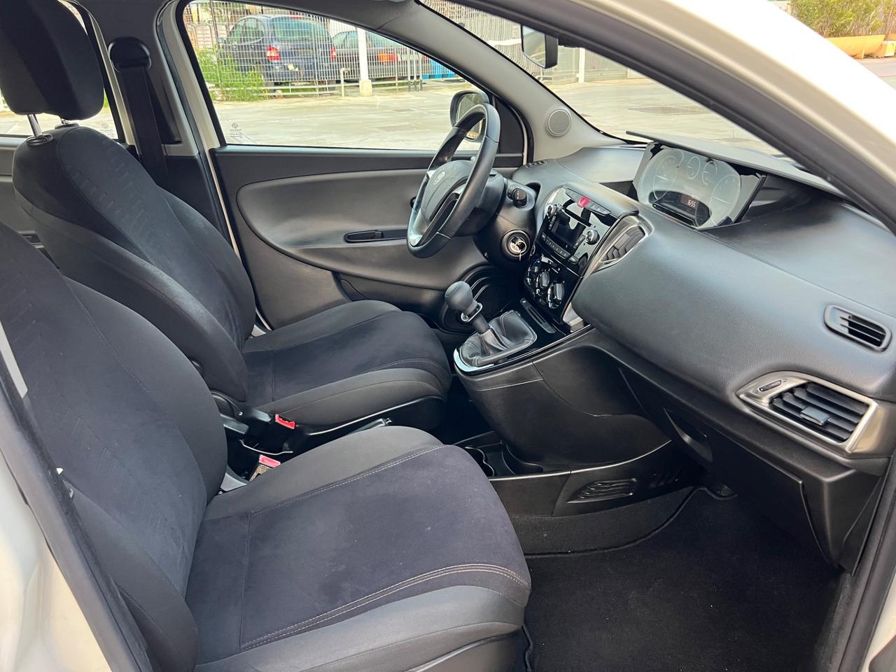 Lancia Ypsilon 1.2 69 GPL Ecochic “59Mila Km” 2013