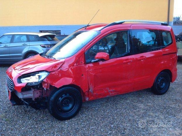 Ford Tourneo Courier Tourneo Courier 1.0 EcoBoost 100 CV Plus