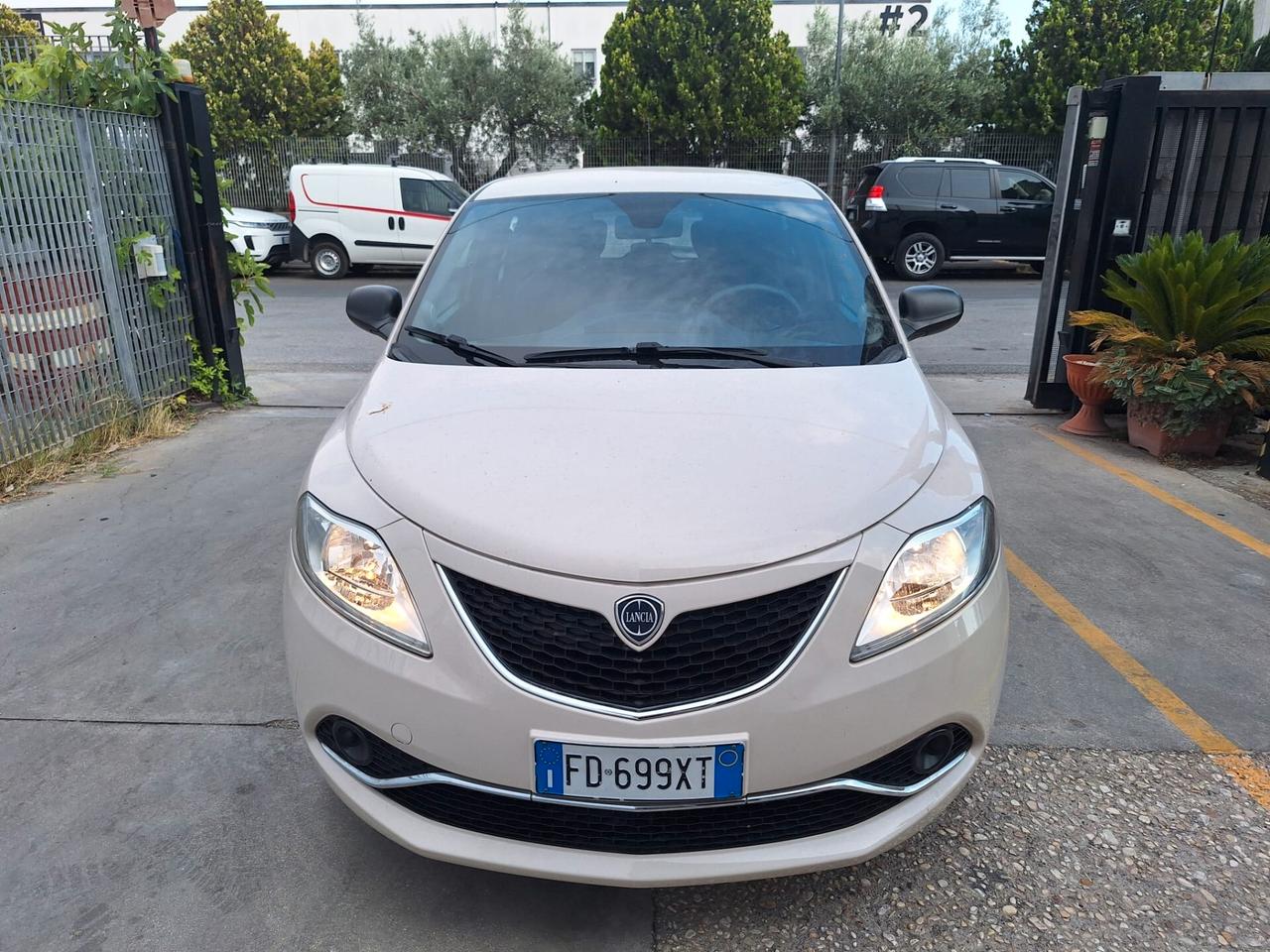 Lancia Ypsilon 1.2 69 CV 5 porte GPL Ecochic Gold