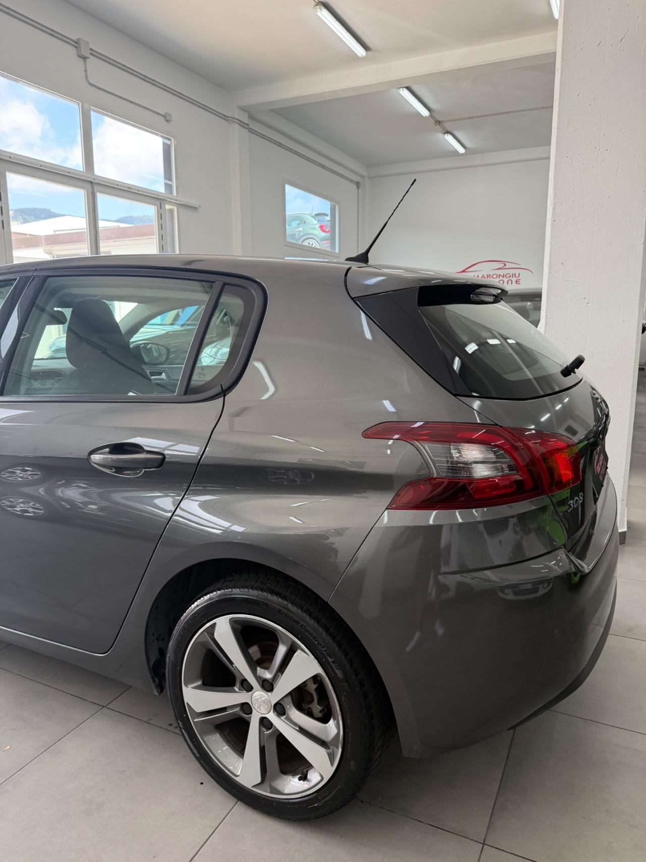 Peugeot 308 BlueHDi 130 S&S Allure FINANZIABILE