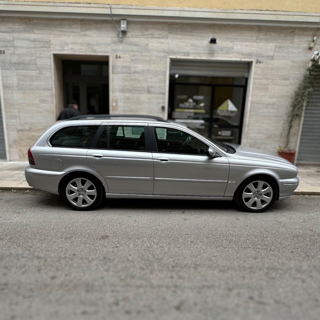 Jaguar X-Type 3.0 V6 24V cat Wagon Executive