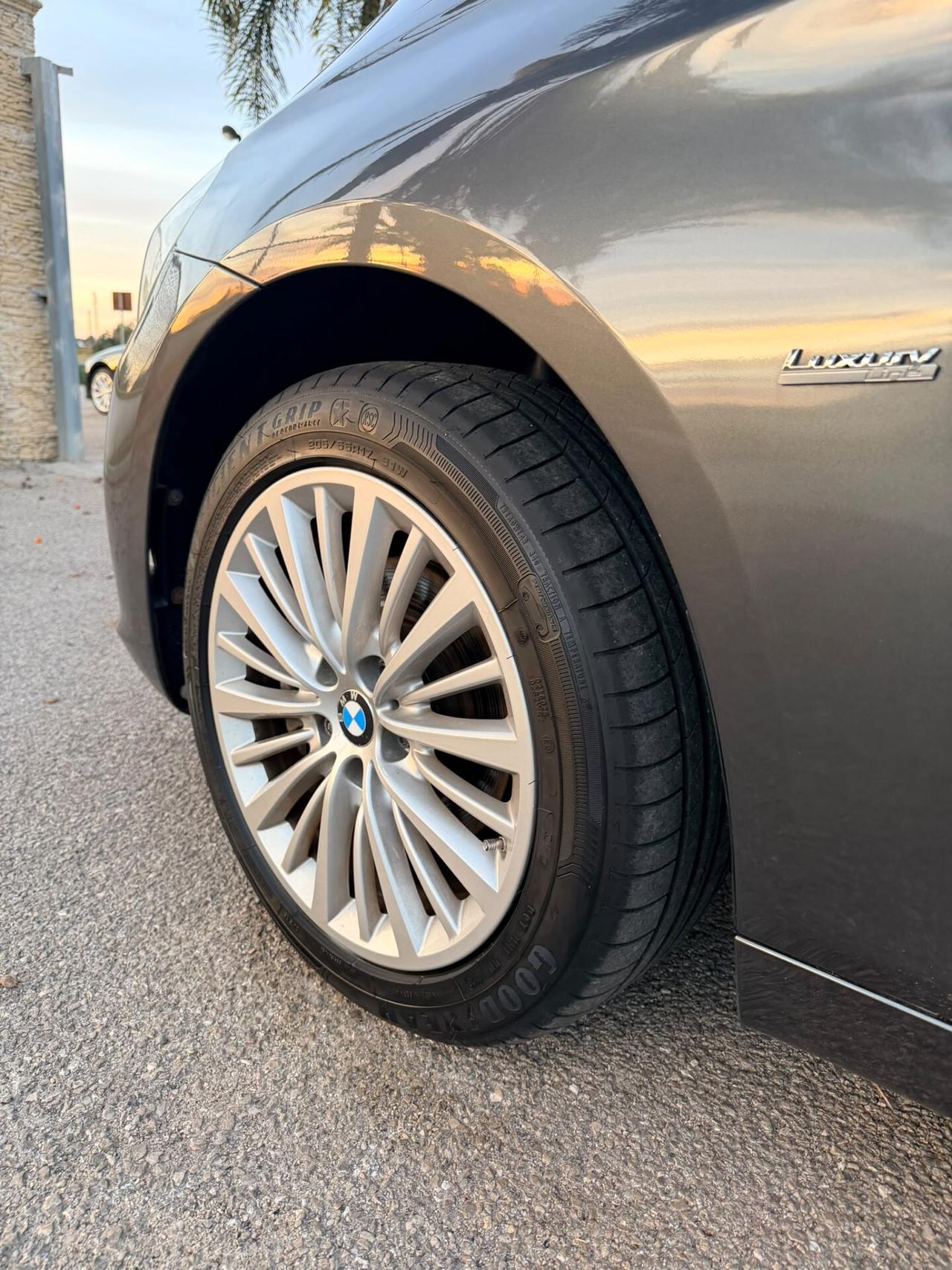 Bmw 216d Active Tourer Luxury Pelle/Led