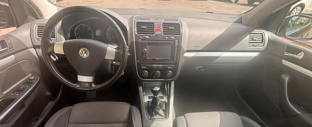 Volkswagen Golf 2.0 16V TDI 5p. Sportline