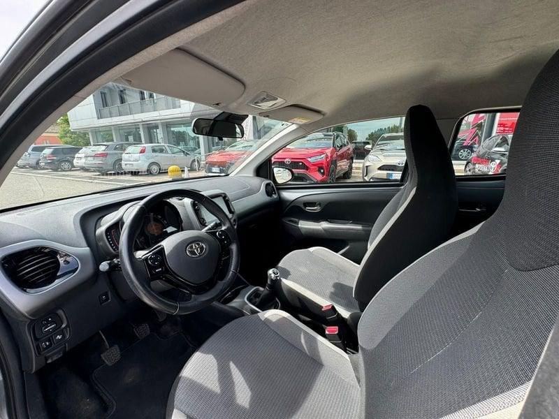 Toyota Aygo Connect 1.0 VVT-i 72 CV 5 porte x-fun