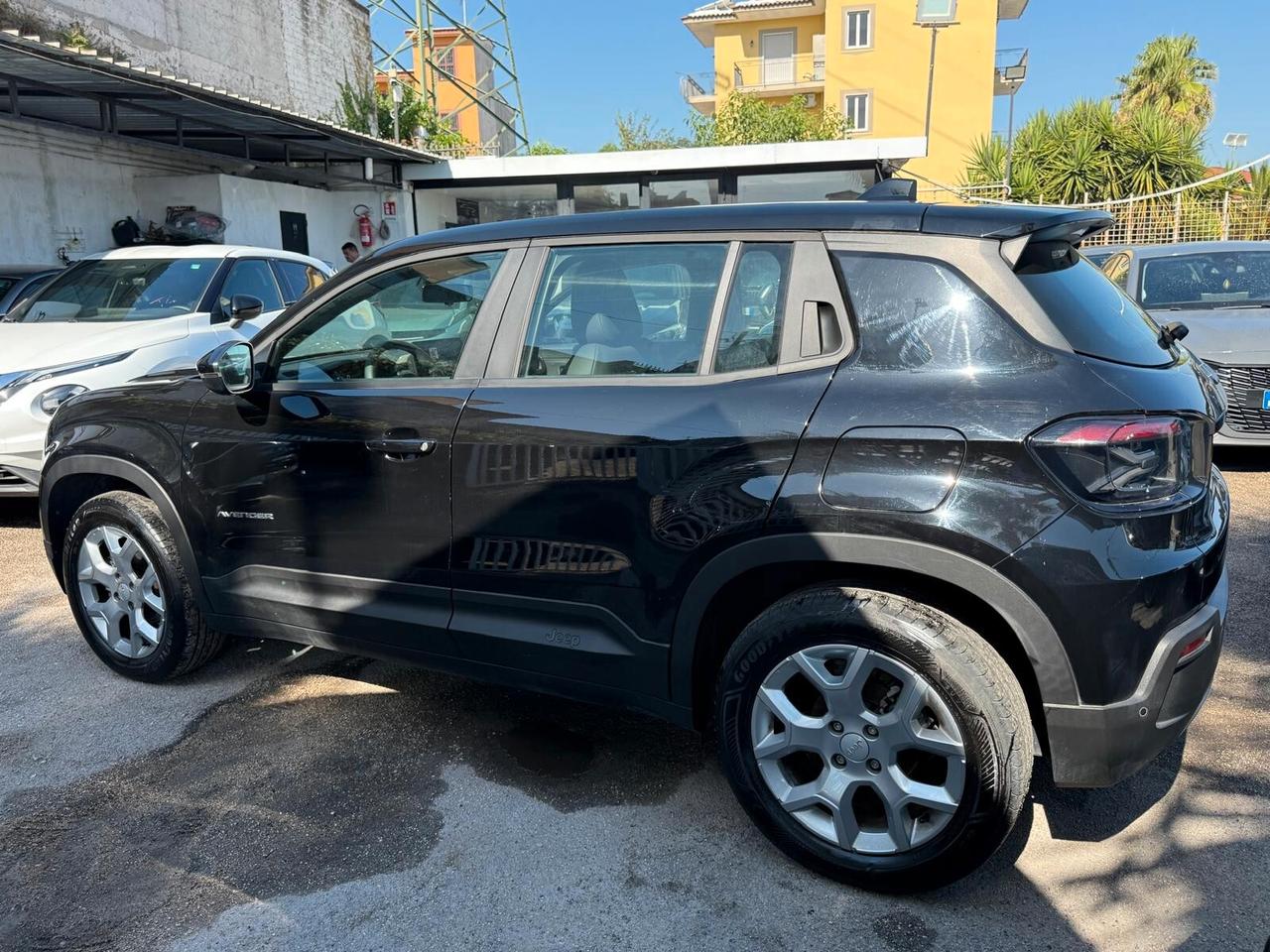 JEEP AVENGER 1.2 2024 Turbo 100 CV Longitude 19000KM