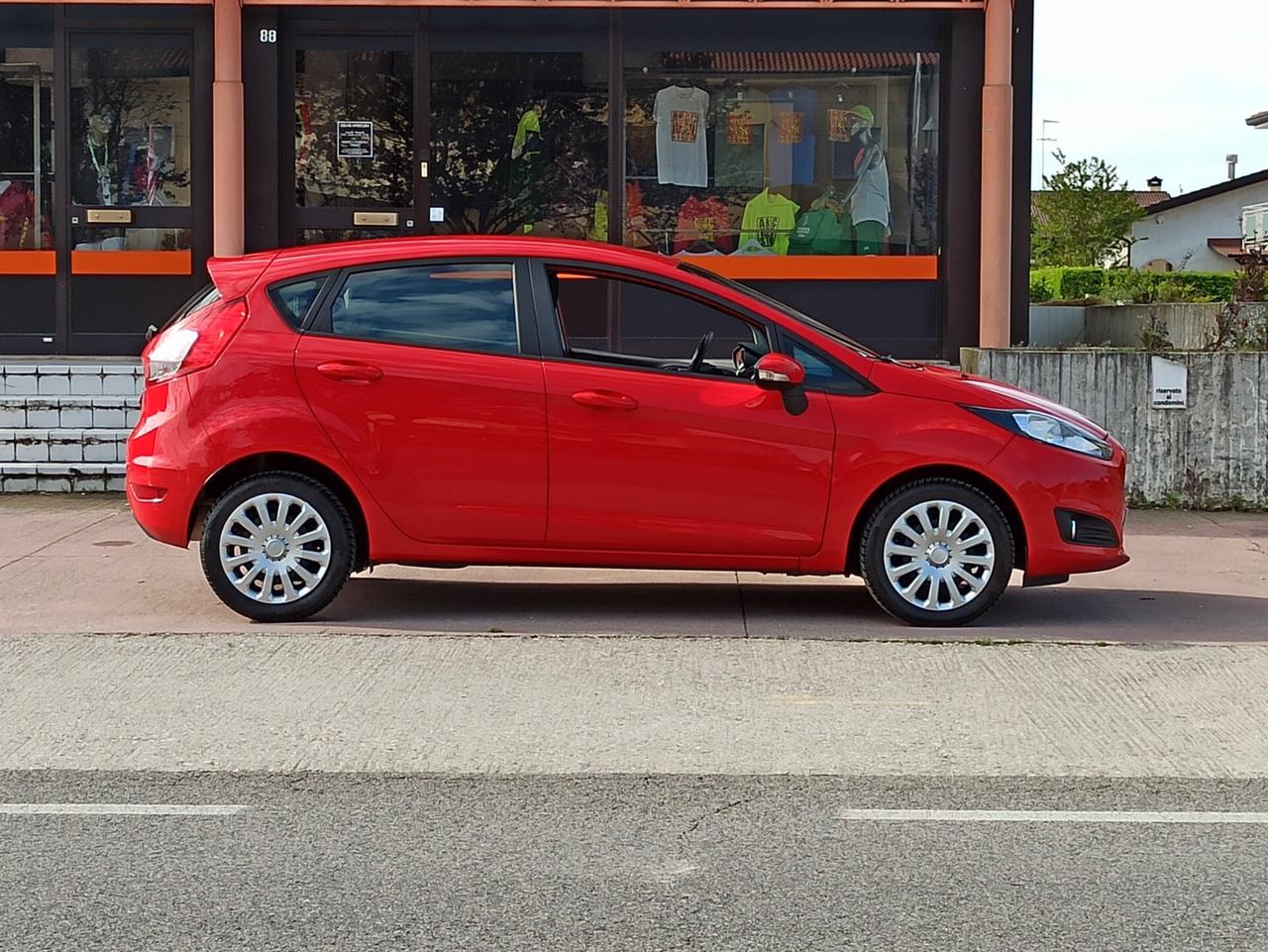 Ford Fiesta 1.4 5p. Bz.- GPL Titanium