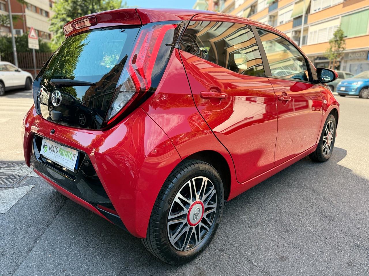 Toyota Aygo 1.0 72cv Automatica UNIPRO