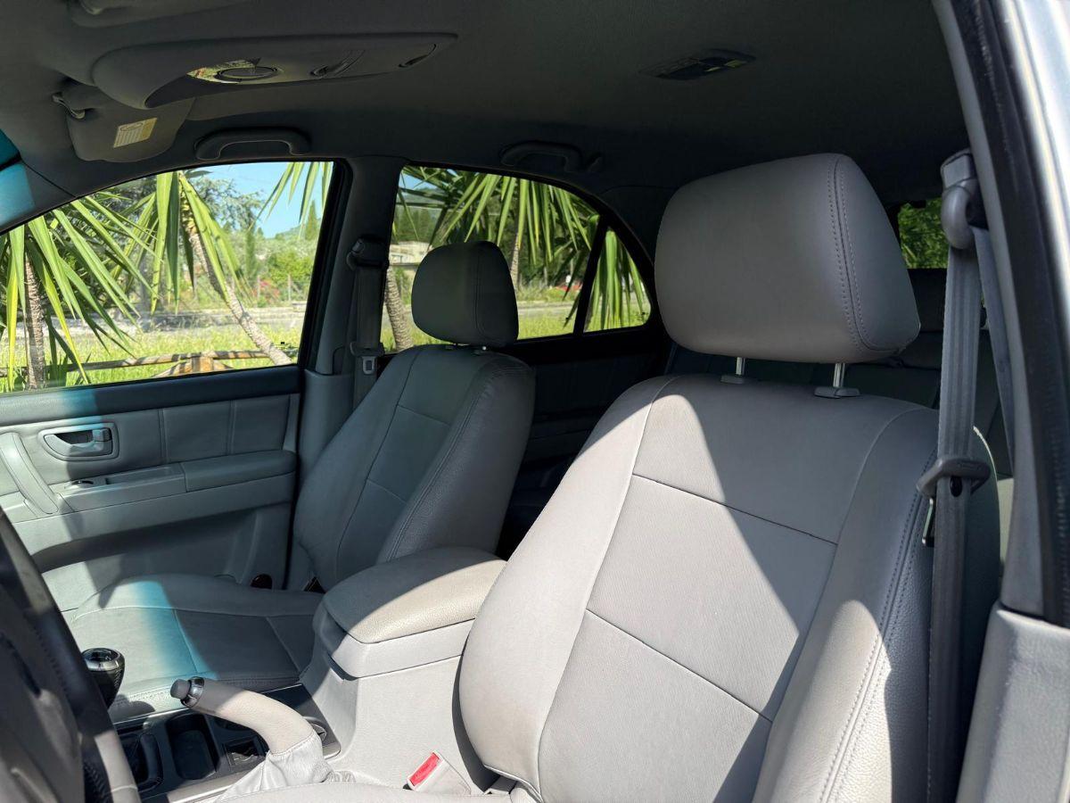 KIA - Sorento - 2.5 16V CRDI 4WD Active