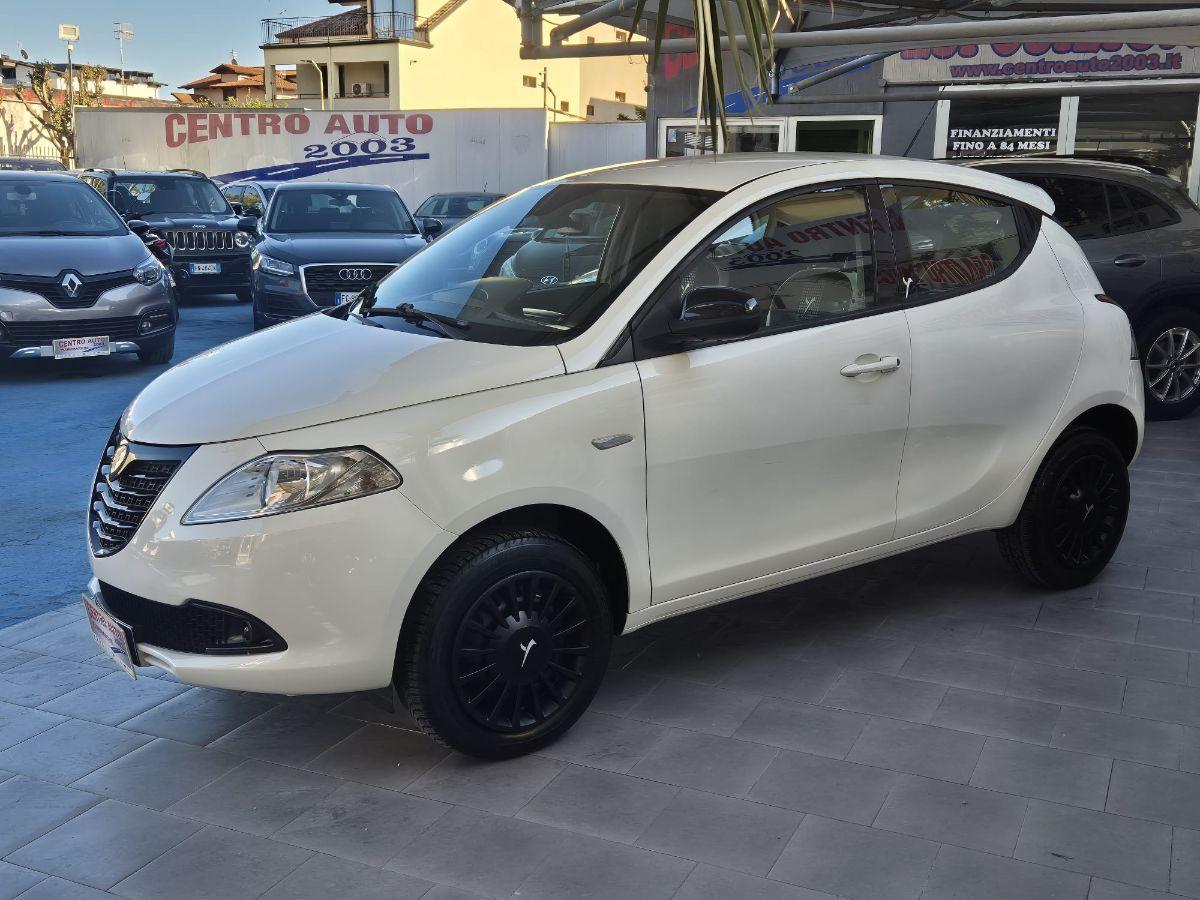 LANCIA - Ypsilon - 0.9 T.Air 85 CV 5 porte Metano Ecochic Gold
