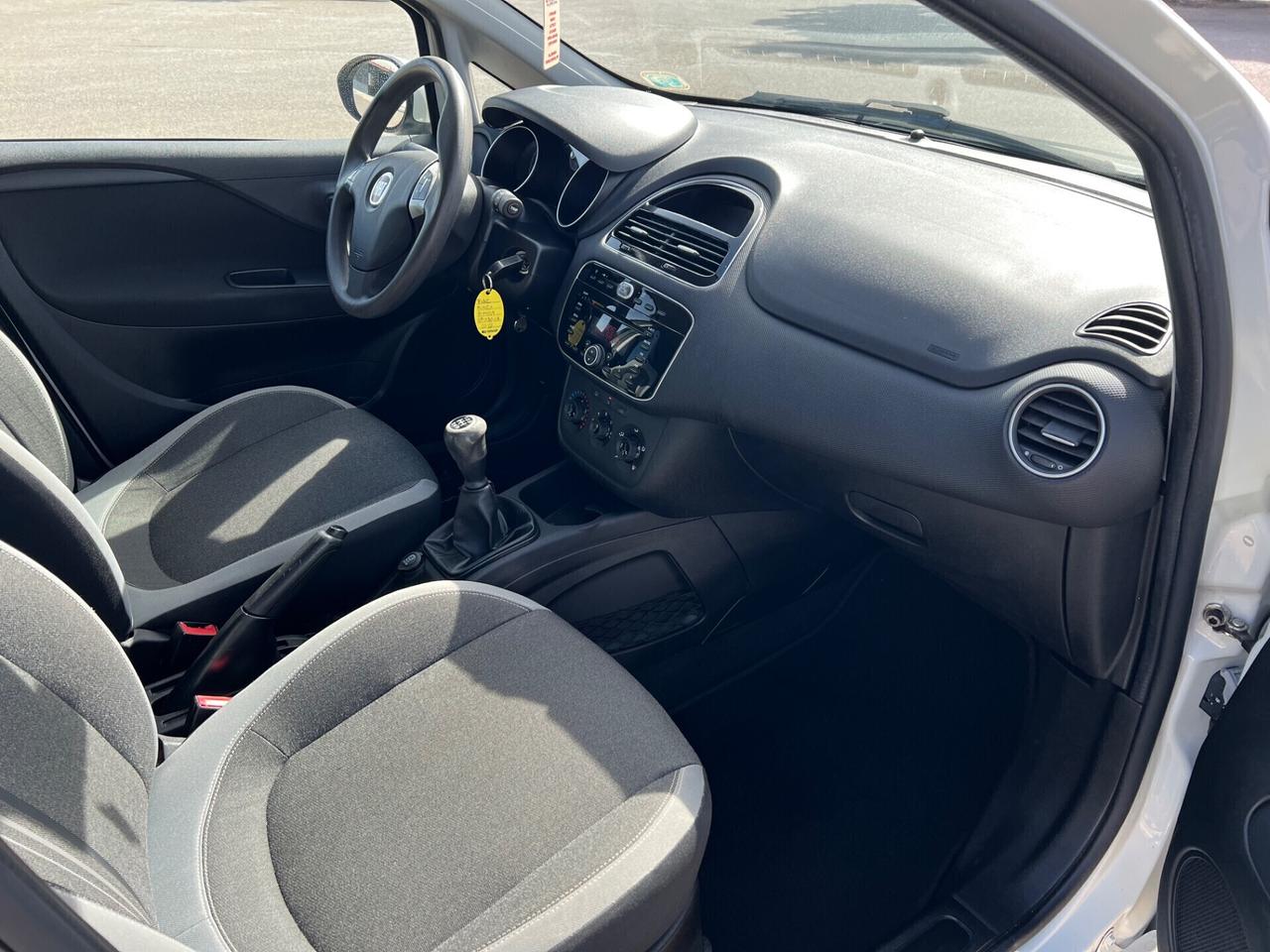 Fiat Punto 5p. 1.3 MJT 75 CV Lounge. - 2012