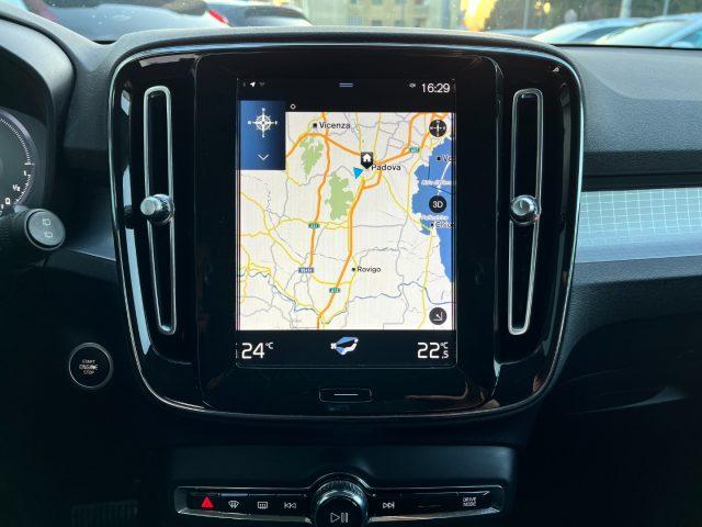 VOLVO XC40 T5 Recharge Plug-in Hybrid Inscription Expression