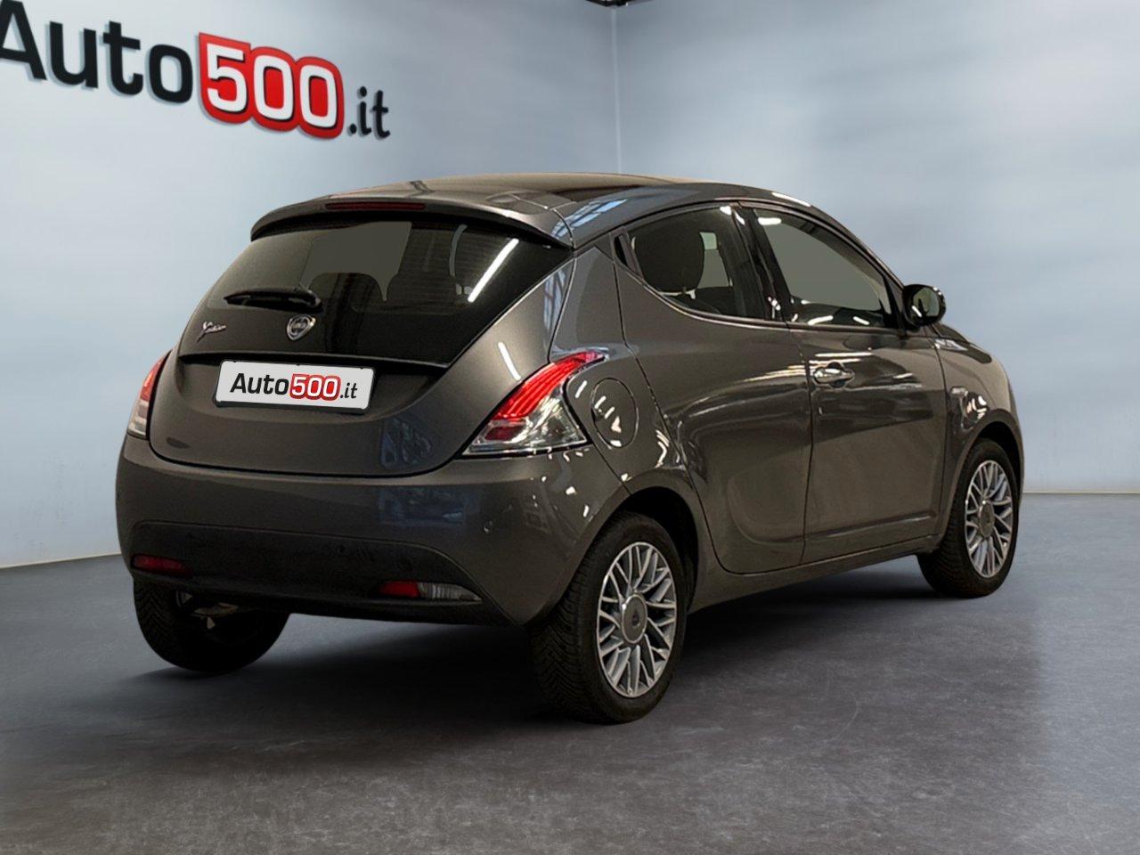 Lancia Ypsilon 5 Porte Ypsilon 1.2 8v Platinum s&s 69cv
