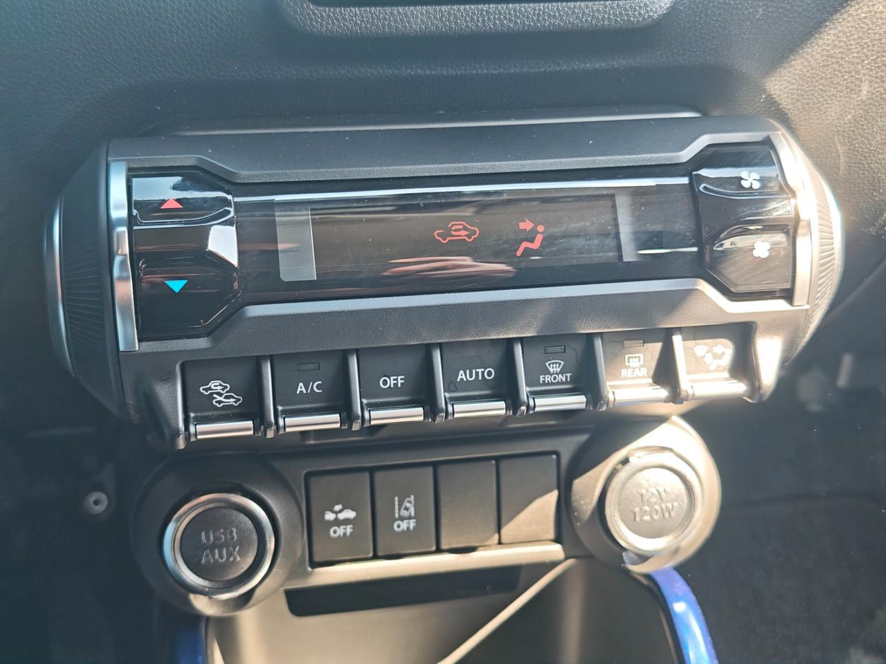 Suzuki Ignis 1.2 Hybrid Top