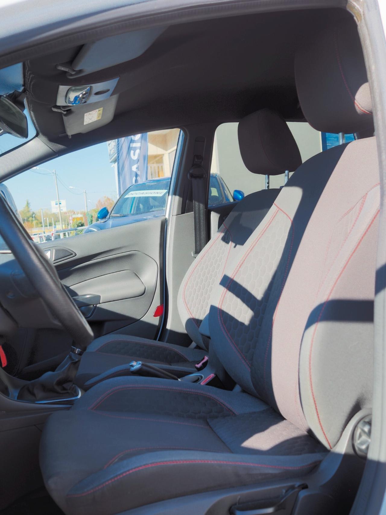 Ford Fiesta 1.5 TDCi 75CV 5 porte ST-Line