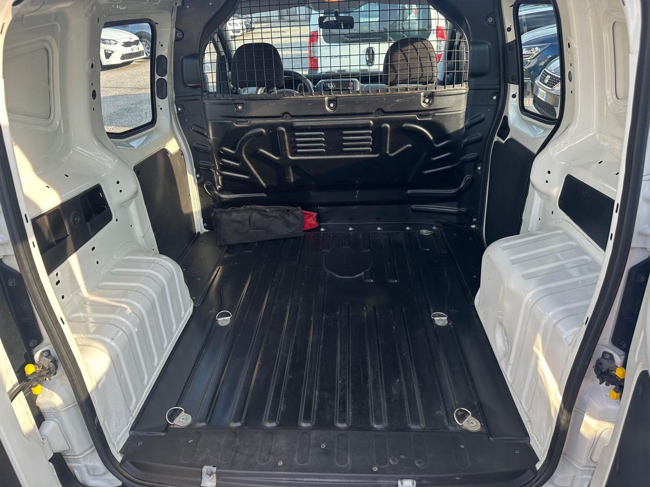 Fiat Fiorino 1.3 MJT 95CV Cargo SX