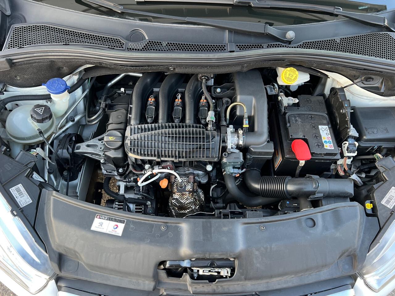Peugeot 208 1.2 Benzina 82cv 5P. Allure - 2014