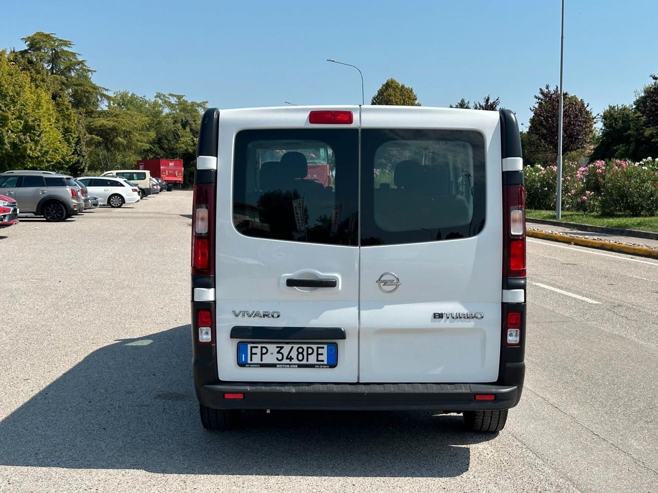 Opel Vivaro 29 1.6 BiTurbo 9 POSTI EcoFLEX PL-TN Combi