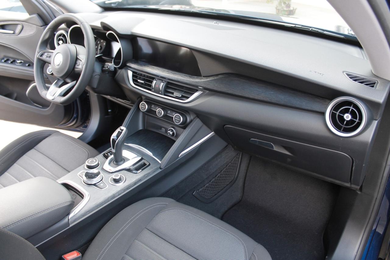 Alfa Romeo Stelvio 2.2 Turbodiesel 160 CV AT8 RWD Business