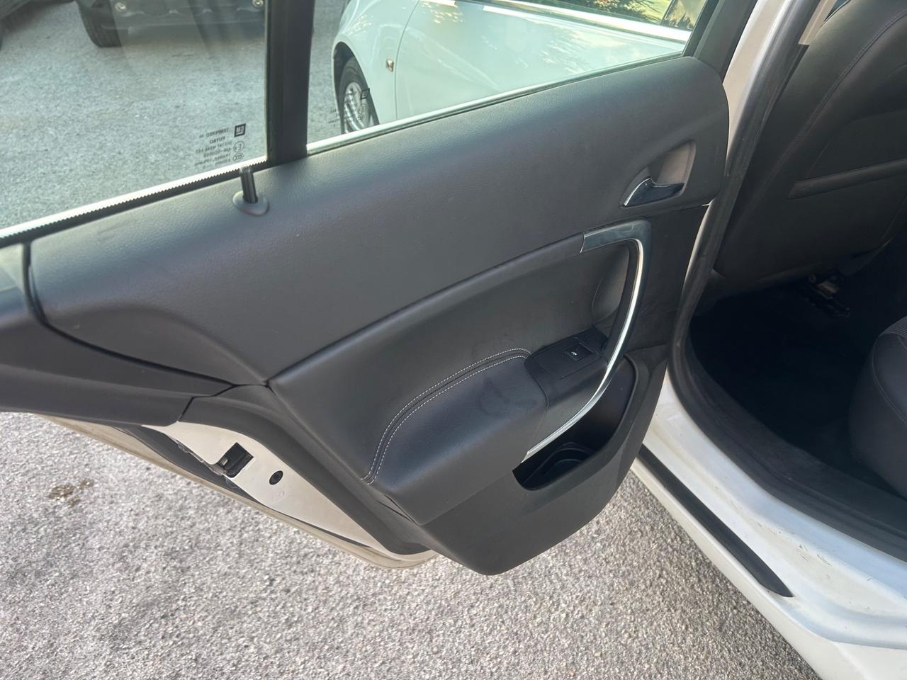 Opel Insignia 2.0 CDTI 160CV 136000km