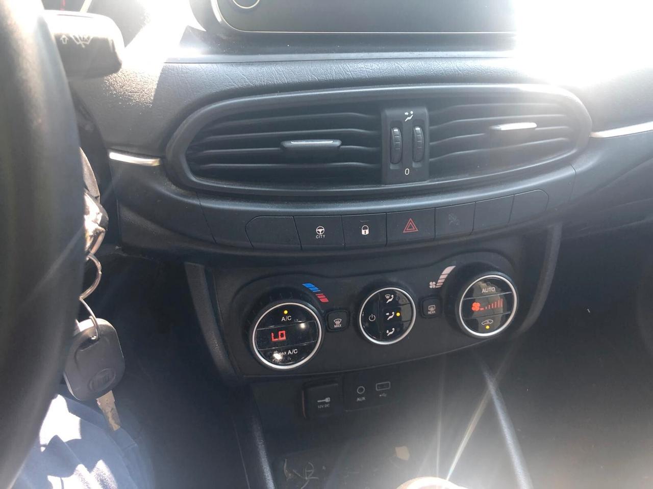 Fiat Tipo 1.4 SW Lounge