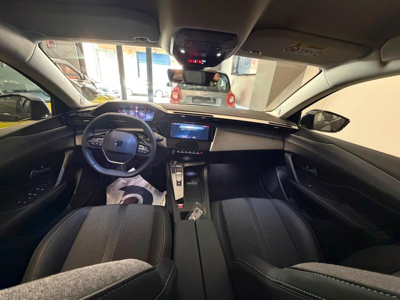 Peugeot 408 Hybrid 136 e-DCS6 Allure RATE A PARTIRE DA 255 € AL MESE