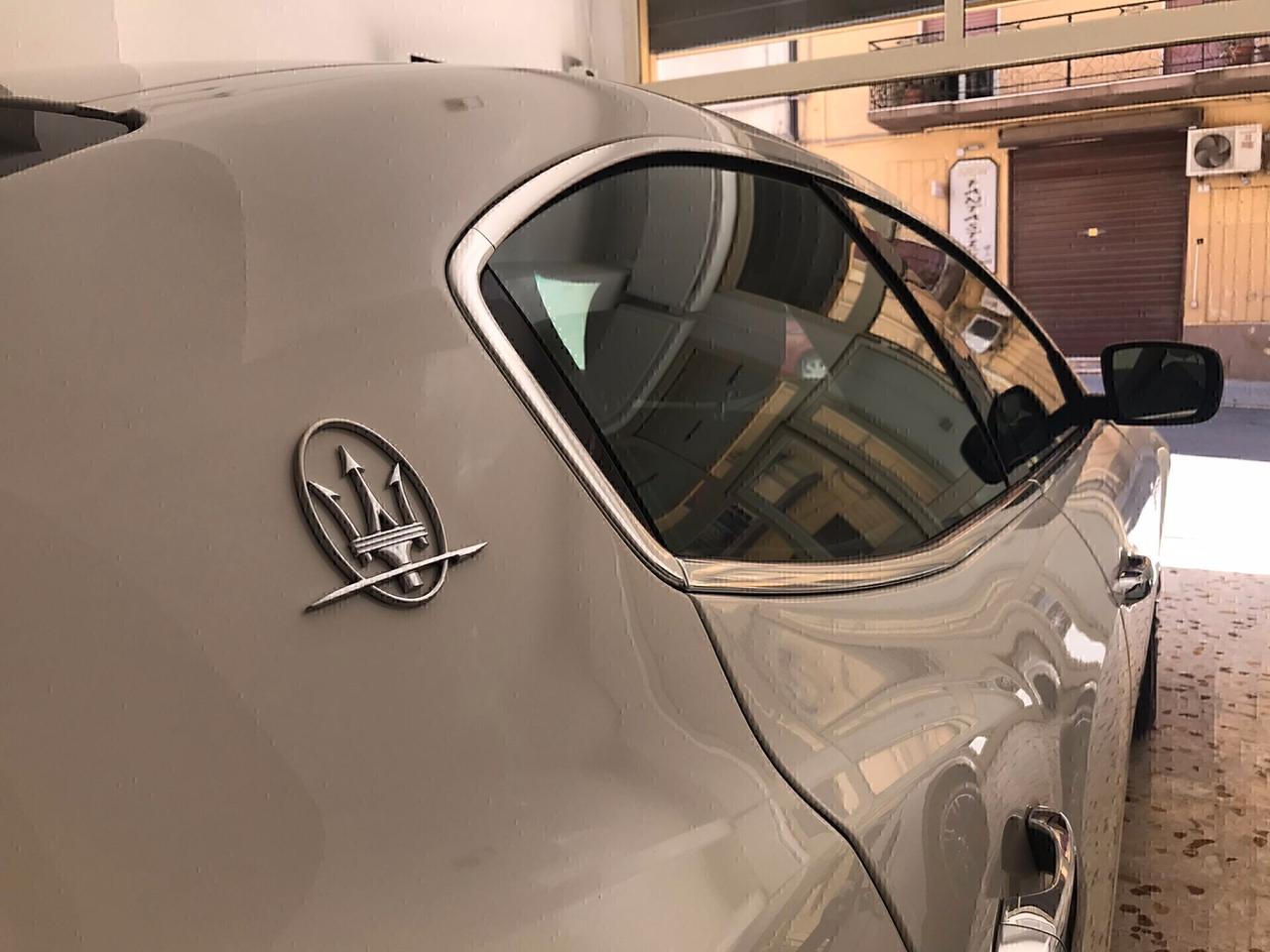 Maserati Ghibli V6 Diesel 275 CV 12/2016 km certificati