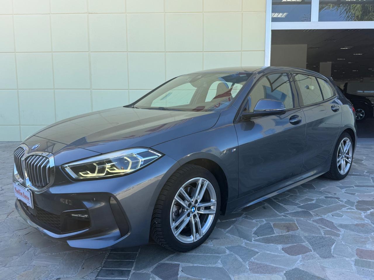 Bmw 118 118d 5p. Msport