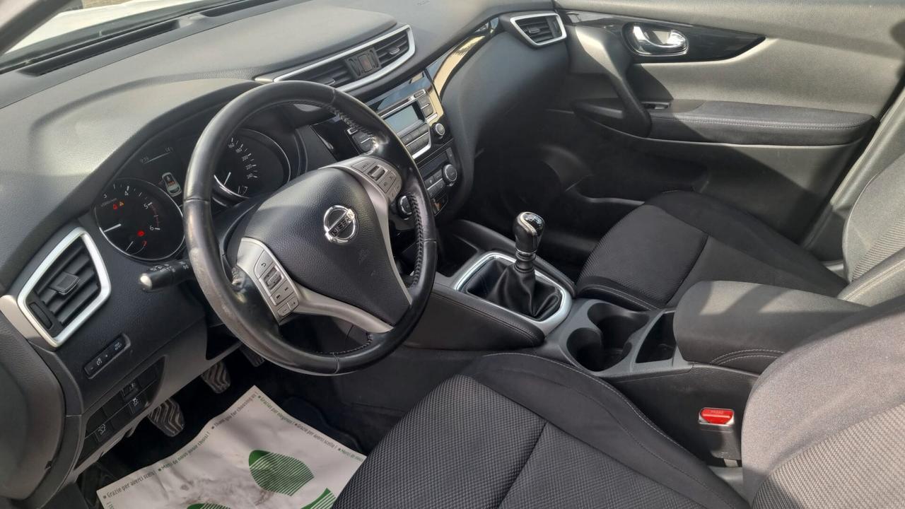 Nissan Qashqai 1.5 dCi Visia