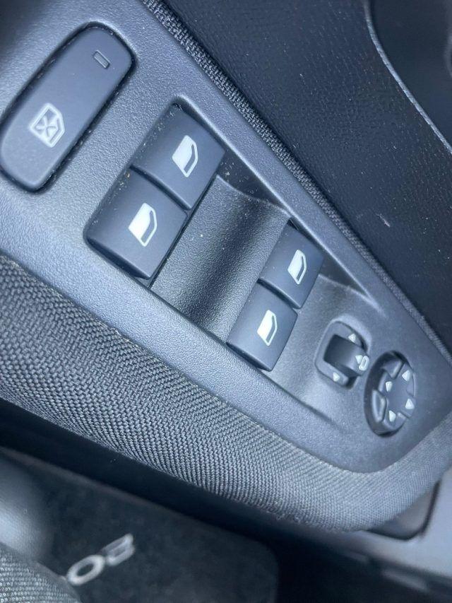 Peugeot 208 5 Porte 208 1.2 puretech Allure s&s 75cv