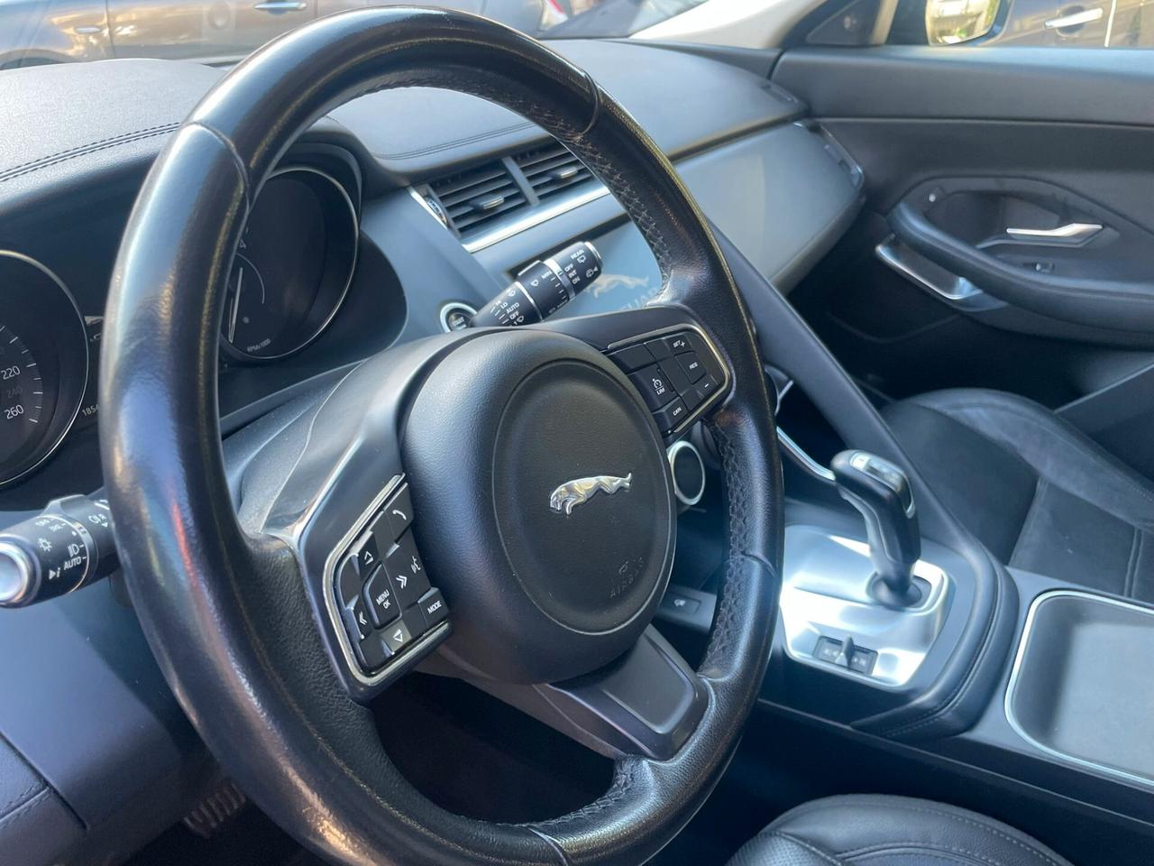 Jaguar E-Pace 2.0D 180 CV R-Dynamic 2018